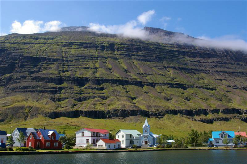 Sparkling Myvatn on Planet Iceland